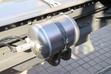 �й����� HOWO MAX 350���� 6X2 9.6���Զ��������ػ���(����)(ZZ1257N54CKF1)ͼƬ