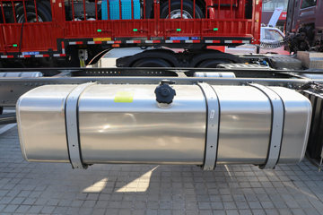 �й����� HOWO MAX 350���� 6X2 9.6���Զ��������ػ���(����)(ZZ1257N54CKF1)ͼƬ