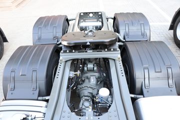 �й����� �ǵ¿�SITRAK G7S�ؿ� 610���� 6X4 AMT�Զ���ǣ����(��Һ��)ͼƬ