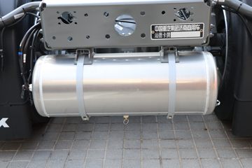 �й����� �ǵ¿�SITRAK G7S�ؿ� 610���� 6X4 AMT�Զ���ǣ����(��Һ��)ͼƬ