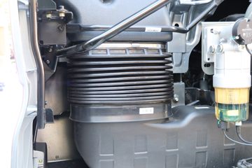 �й����� �ǵ¿�SITRAK G7S�ؿ� 610���� 6X4 AMT�Զ���ǣ����(��Һ��)ͼƬ