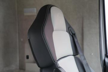 һ����� J6E�ؿ� 520���� 4X2 AMT�Զ���ǣ����(CA4180P66K25E6)ͼƬ