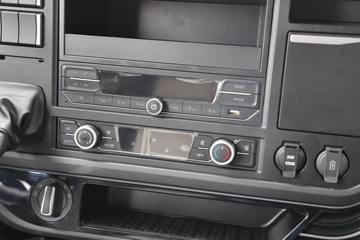 һ����� J6E�ؿ� 520���� 4X2 AMT�Զ���ǣ����(CA4180P66K25E6)ͼƬ