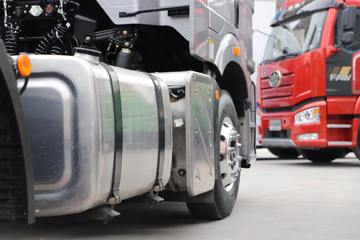 һ����� J6E�ؿ� 520���� 4X2 AMT�Զ���ǣ����(CA4180P66K25E6)ͼƬ