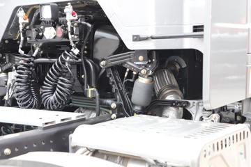 һ����� J6E�ؿ� 520���� 4X2 AMT�Զ���ǣ����(CA4180P66K25E6)ͼƬ