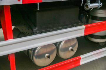 �ൺ��� JK6 350���� 8X2 7.2�������ػ���(CA1310P28K1L7T10E6A80)ͼƬ