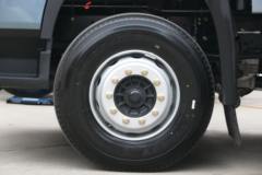 青岛解放 JK6 350马力 8X2 7.2米栏板载货车(CA1310P28K1L7T10E6A80)