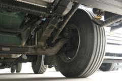 青岛解放 JK6 350马力 8X2 7.2米栏板载货车(CA1310P28K1L7T10E6A80)