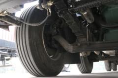 青岛解放 JK6 350马力 8X2 7.2米栏板载货车(CA1310P28K1L7T10E6A80)