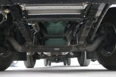 青岛解放 JK6 350马力 8X2 7.2米栏板载货车(CA1310P28K1L7T10E6A80)