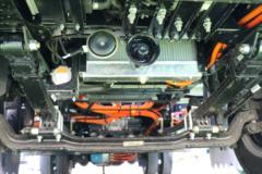 中国重汽HOWO 悍将 4.5T 4.15米单排纯电动厢式轻卡100kWh