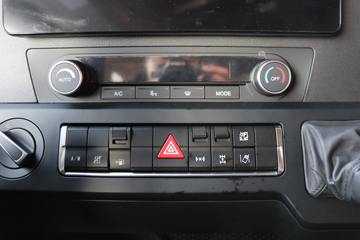 �й����� �ǵ¿�SITRAK C9H�ؿ� 800���� 6X4 AMT�Զ���ǣ����(����)(��Һ��)ͼƬ