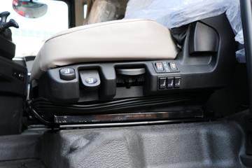 �й����� �ǵ¿�SITRAK C9H�ؿ� 800���� 6X4 AMT�Զ���ǣ����(����)(��Һ��)ͼƬ