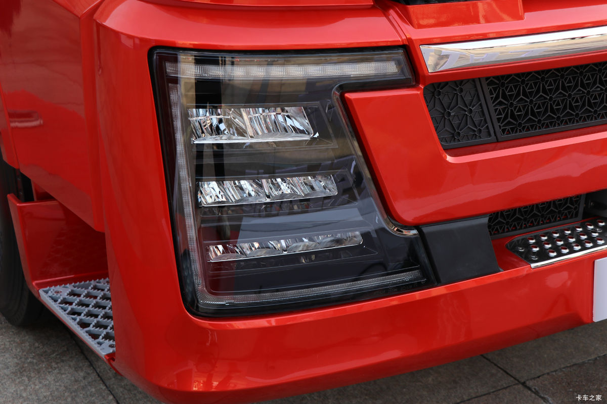 �й����� HOWO TH7�ؿ� ���а� 610���� 6X4 AMT�Զ���ǣ����(����)���                                                