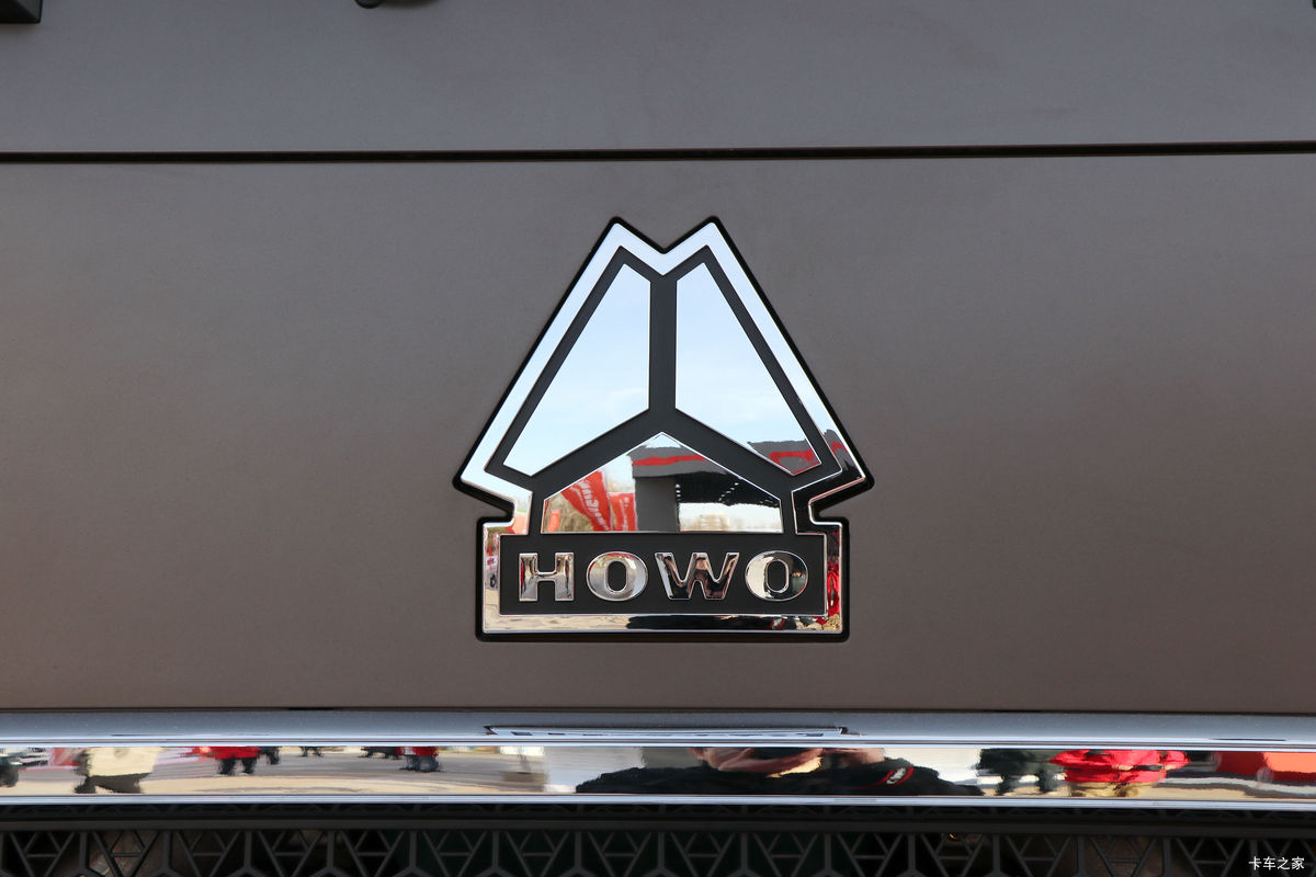 �й����� HOWO TH7�ؿ� ���а� 610���� 6X4 AMT�Զ���ǣ����(����)���                                                