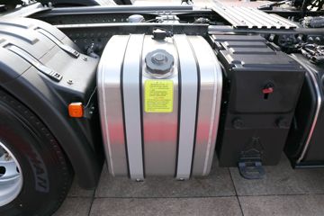 �й����� HOWO TH7�ؿ� ���а� 610���� 6X4 AMT�Զ���ǣ����(����)(ZZ4257W324HF1B)ͼƬ