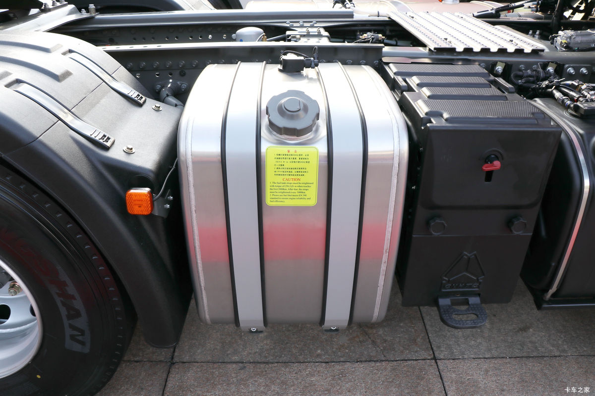 �й����� HOWO TH7�ؿ� ���а� 610���� 6X4 AMT�Զ���ǣ����(����)����                                                