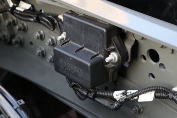 �й����� HOWO TH7�ؿ� ���а� 610���� 6X4 AMT�Զ���ǣ����(����)(ZZ4257W324HF1B)ͼƬ