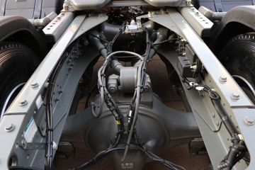 �й����� HOWO TH7�ؿ� ���а� 610���� 6X4 AMT�Զ���ǣ����(����)(ZZ4257W324HF1B)ͼƬ