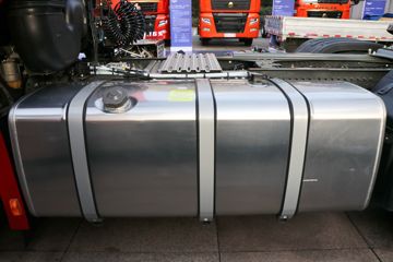 �й����� HOWO TH7�ؿ� ���а� 610���� 6X4 AMT�Զ���ǣ����(����)(ZZ4257W324HF1B)ͼƬ