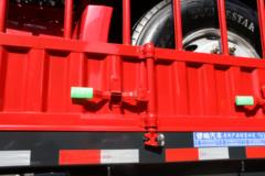 中国重汽 HOWO Max重卡 轻奢版 480马力 6X4 AMT自动档牵引车(国六)