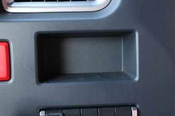 �й����� �ƺ� X7�ؿ� 800���� 6X4 AMT�Զ���ǣ����ͼƬ