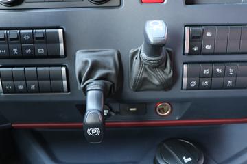 �й����� �ƺ� X7�ؿ� 800���� 6X4 AMT�Զ���ǣ����ͼƬ