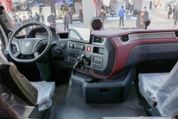 �й����� �ƺ� X7�ؿ� 800���� 6X4 AMT�Զ���ǣ����ͼƬ