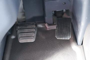 �й����� �ƺ� X7�ؿ� 800���� 6X4 AMT�Զ���ǣ����ͼƬ