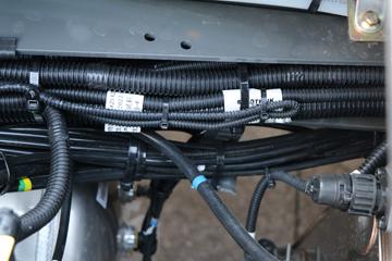 �й����� �ƺ� X7�ؿ� 800���� 6X4 AMT�Զ���ǣ����ͼƬ