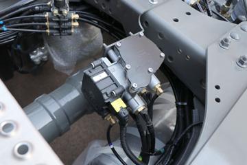 �й����� �ƺ� X7�ؿ� 800���� 6X4 AMT�Զ���ǣ����ͼƬ