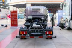 中国重汽HOWO 统帅 160马力 4.15米AMT自动档单排栏板轻卡(国六)(ZZ1047G3215F144) 中国重汽HOWO 统帅 160马力 4.15米AMT自动档单排栏板轻卡(国六)(ZZ1047G3215F144)