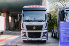 中国重汽 汕德卡SITRAK C9H重卡 奢华版 570马力 6X4 AMT自动挡牵引车(国六)