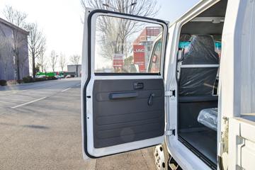 ���� ��ʮ��100P 132���� 3.245��˫�������Ῠ(����)ͼƬ