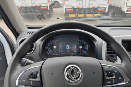 EV200 电动载货车内饰图片