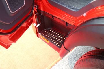 �������� ��ʨ 5T 4.15�׵��Ŵ��綯��դʽ�Ῠ98.04kWhͼƬ