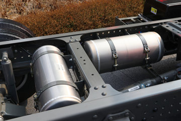 �������� ��ʨ 5T 4.15�׵��Ŵ��綯��դʽ�Ῠ98.04kWhͼƬ