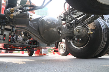 �������� ��ʨ 5T 4.15�׵��Ŵ��綯��դʽ�Ῠ98.04kWhͼƬ