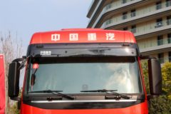 中国重汽成都商用车 V7-X 25T 6X4 纯电动牵引车282kWh