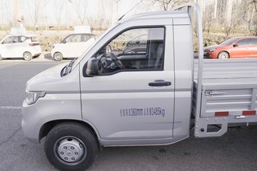 ���� �ٹ��¿� ������ 1.8L 125���� ���� 3.3�׵�������΢��(����)(��˫̥)(LZW1030LT6B)ͼƬ