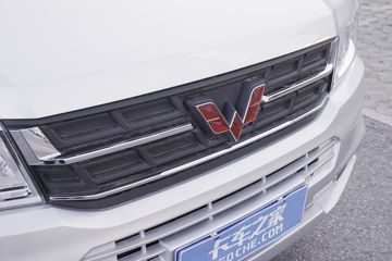 ���� �ٹ��¿� ������ 1.8L 125���� ���� 3.3�׵�������΢��(����)(��˫̥)(LZW1030LT6B)ͼƬ