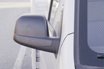 ���� �ٹ��¿� ������ 1.8L 125���� ���� 3.3�׵�������΢��(����)(��˫̥)(LZW1030LT6B)ͼƬ