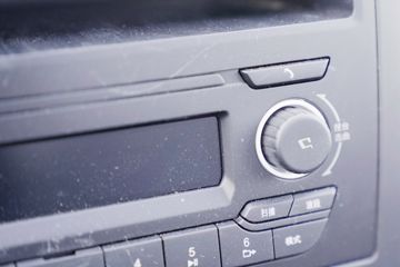 ���� �ٹ��¿� ������ 1.8L 125���� ���� 3.3�׵�������΢��(����)(��˫̥)(LZW1030LT6B)ͼƬ