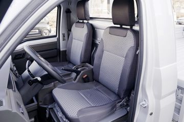 ���� �ٹ��¿� ������ 1.8L 125���� ���� 3.3�׵�������΢��(����)(��˫̥)(LZW1030LT6B)ͼƬ