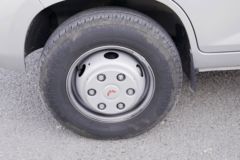五菱 荣光新卡 基本型 1.8L 125马力 汽油 3.3米单排栏板微卡(国六)(后双胎)(LZW1030LT6B)