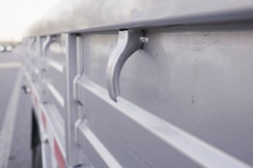 ���� �ٹ��¿� ������ 1.8L 125���� ���� 3.3�׵�������΢��(����)(��˫̥)(LZW1030LT6B)ͼƬ