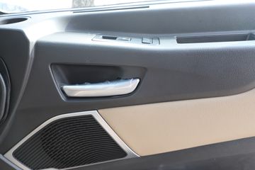 ���� ŷ��EST ������ 580���� 6X4 AMT�Զ���ǣ����(����)(��������)(BJ4259Y6DHL-13)ͼƬ