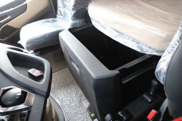 ���� ŷ��EST ������ 580���� 6X4 AMT�Զ���ǣ����(����)(��������)(BJ4259Y6DHL-13)ͼƬ