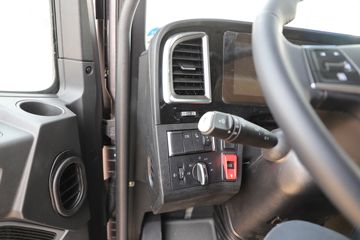 ���� ŷ��EST ������ 580���� 6X4 AMT�Զ���ǣ����(����)(��������)(BJ4259Y6DHL-13)ͼƬ