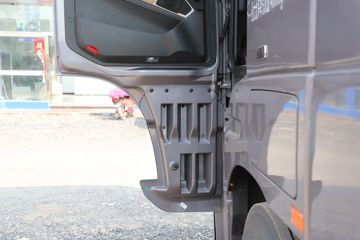 ���� ŷ��EST ������ 580���� 6X4 AMT�Զ���ǣ����(����)(��������)(BJ4259Y6DHL-13)ͼƬ